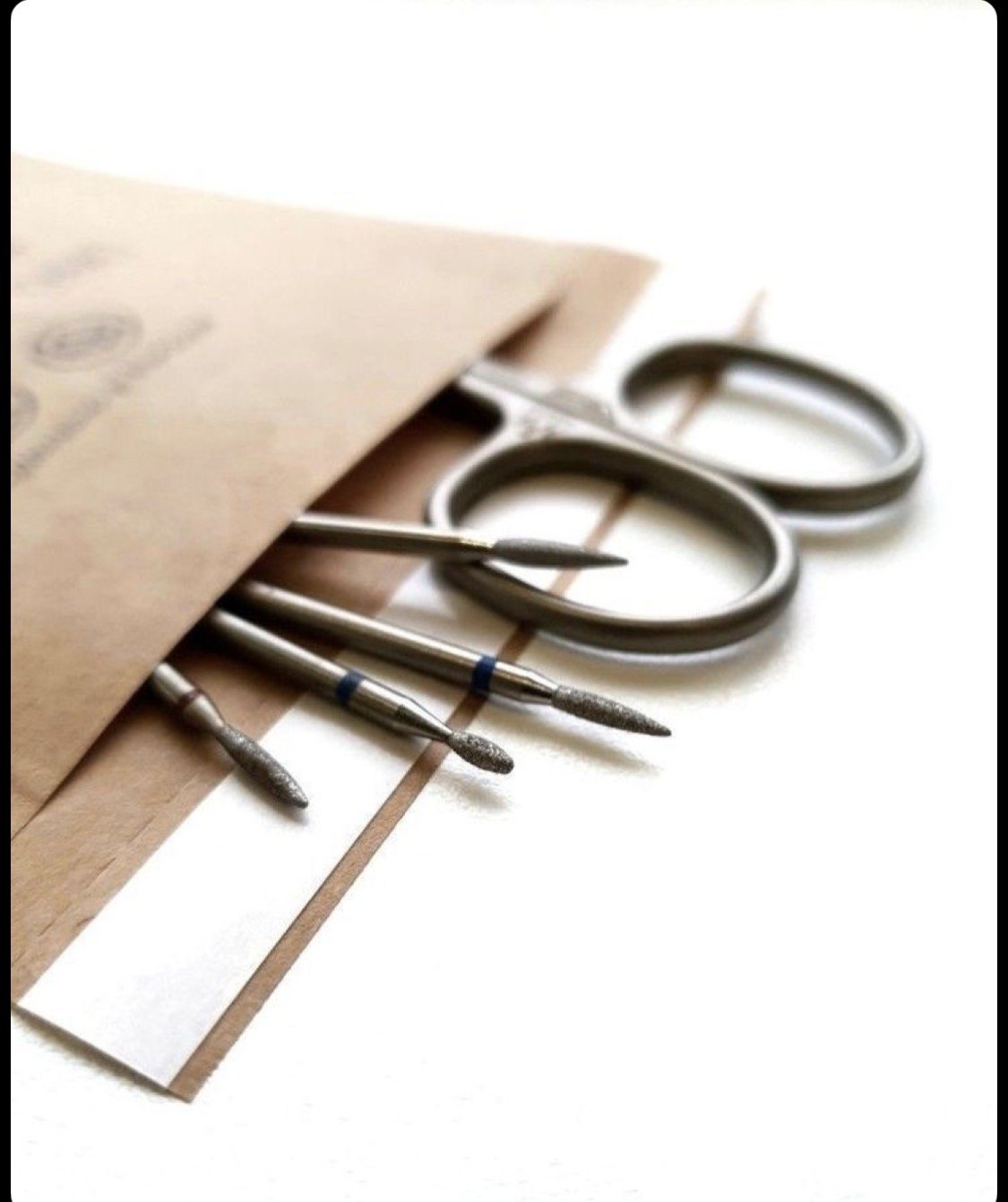 Sterilization of the tools is medical grade